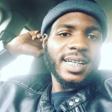 Pussy eater sex model picture