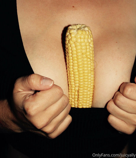 masked bunny nudes model archive