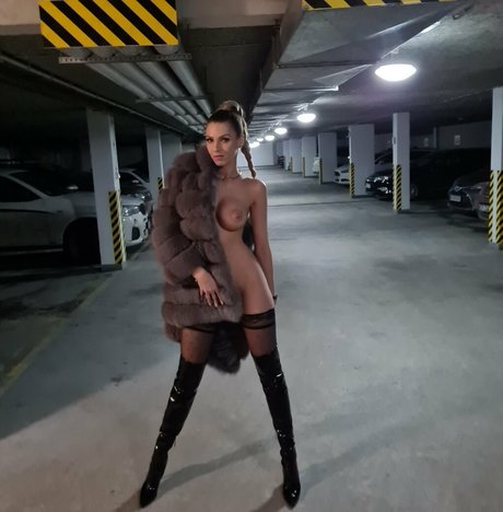 angelvip hot actress pics