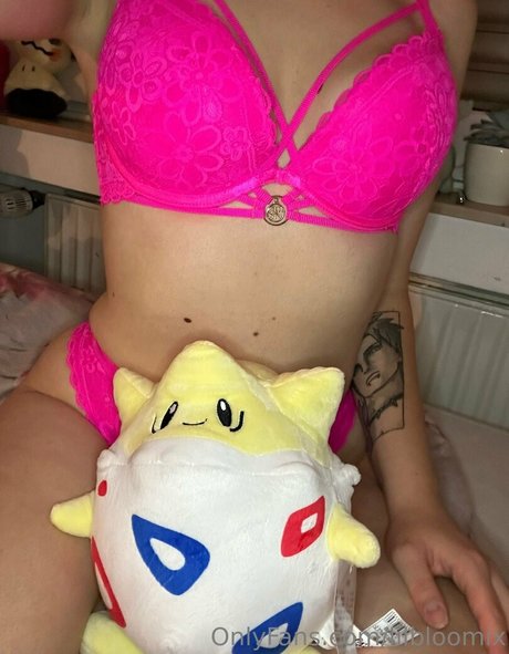 lilbloomix pornstar exclusive photos