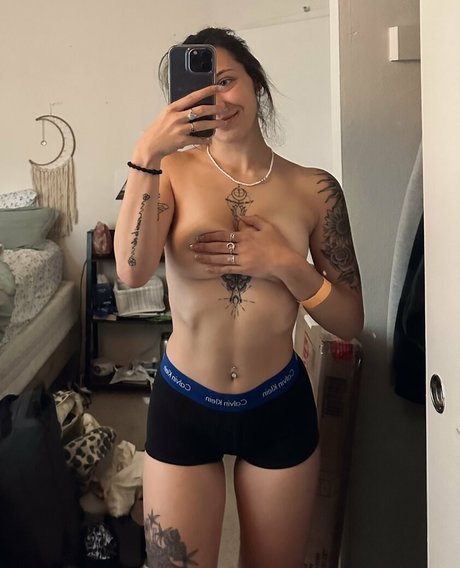 bass Canyon model photos