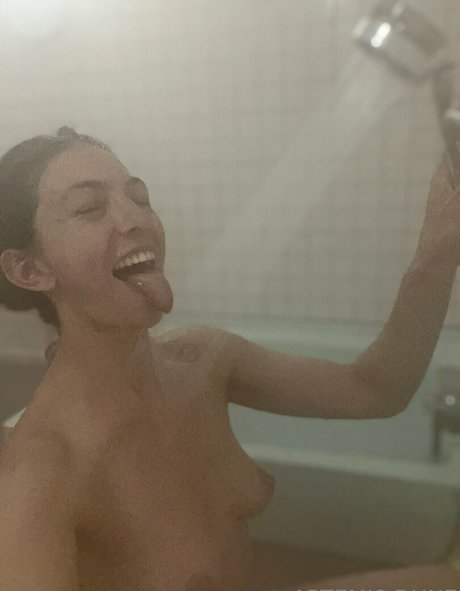 artemisdune hot model photos