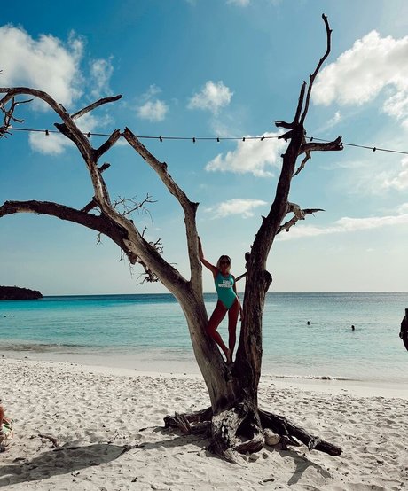 Gabi Lopes star pretty gallery