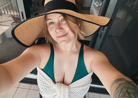 Fooya pornstar erotic photos