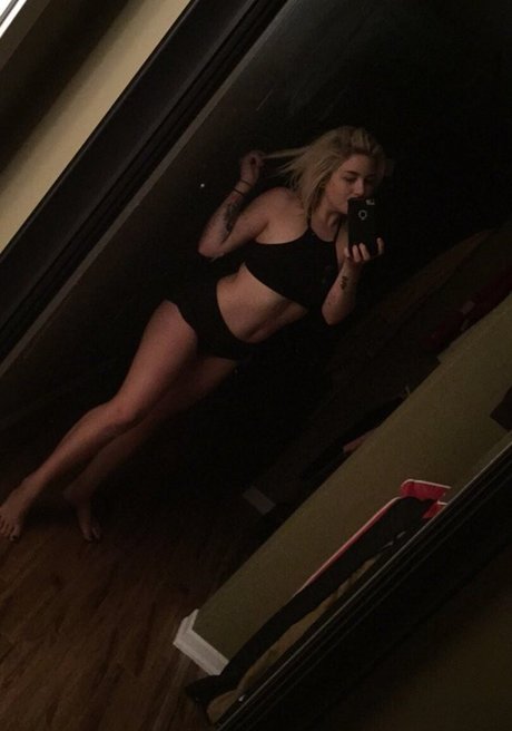 Fooya star high quality pics