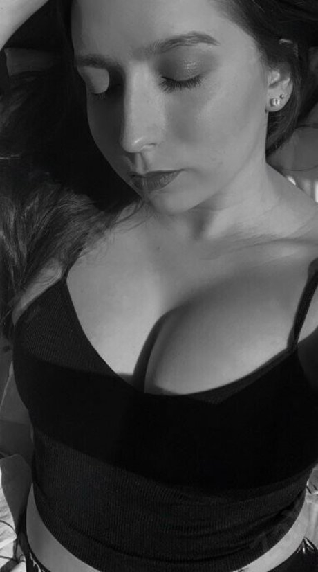 Kirsty Wells xxx model photos