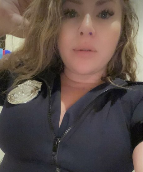 notyouraverage exclusive star image