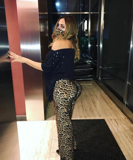 Belen Francese star perfect photos