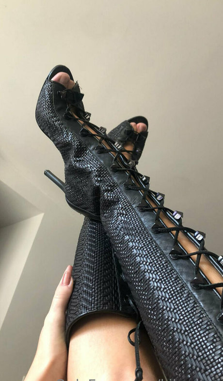 kika poa xxx pornstar pic