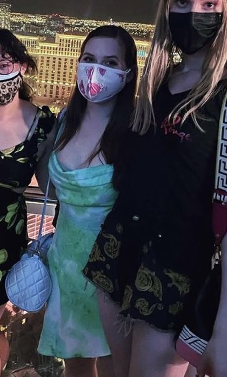 Jenny Nicholson pornographic star galleries