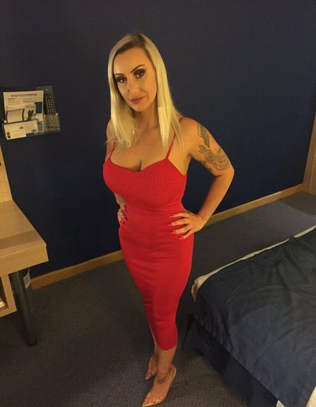 naughtymother star sexy gallery