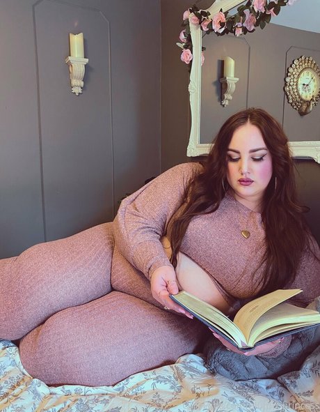 plump princess hot pornstar gallery