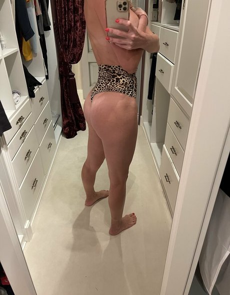 Lisa Rulit exclusive model pictures