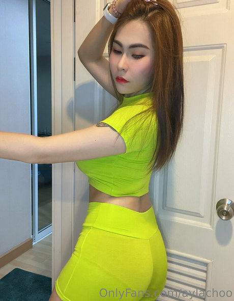 aylachoo model naked pic