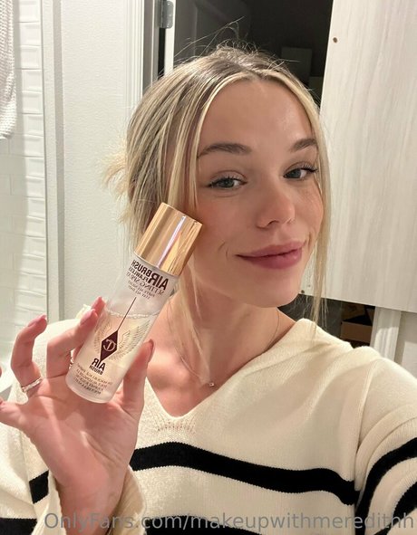 makeupwithmeredithh hot actress galleries