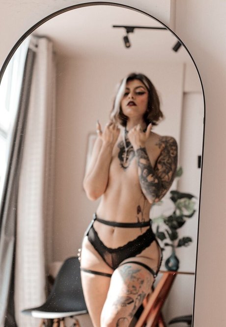 Hazyharlxt perfect actress images