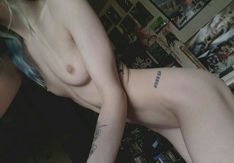 Deloris Smith exclusive model img