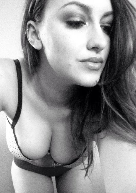 Katiepurrs star best photo