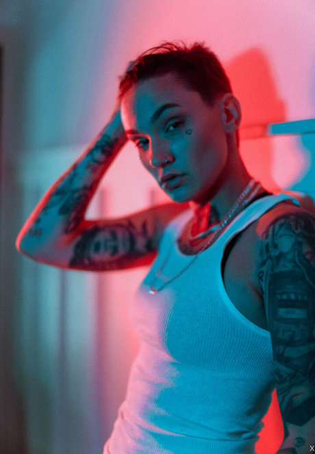 nikkihearts model perfect picture