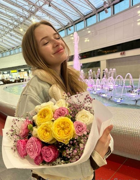 veronica flowers erotic actress gallery