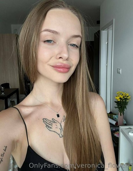 veronica flowers nude model images