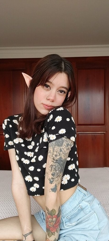 insatiatemiles xxx star galleries