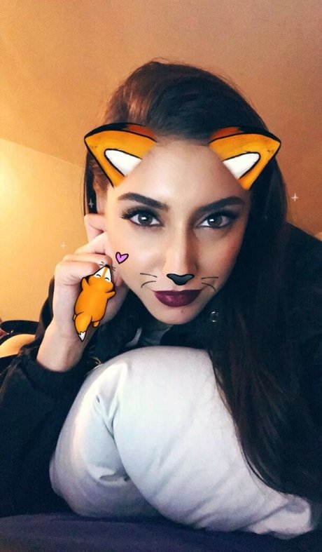 Andrea Helfrich star free galleries