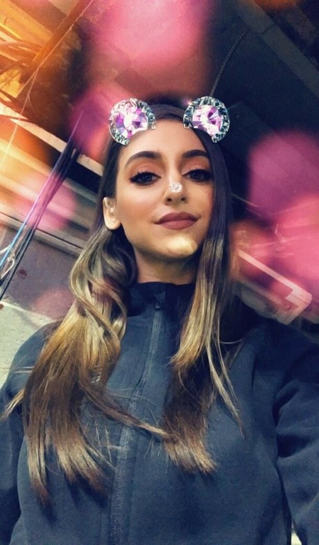 Andrea Helfrich star sex pics