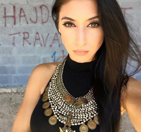 Andrea Helfrich top model images