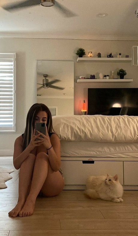 Baby Ariel perfect actress pictures