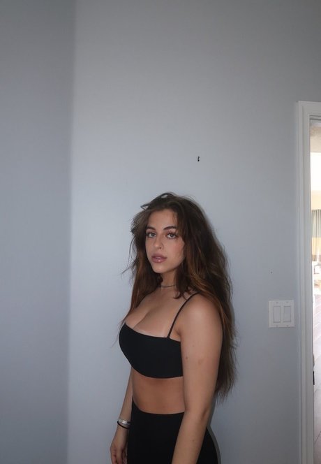 Baby Ariel model hd pictures