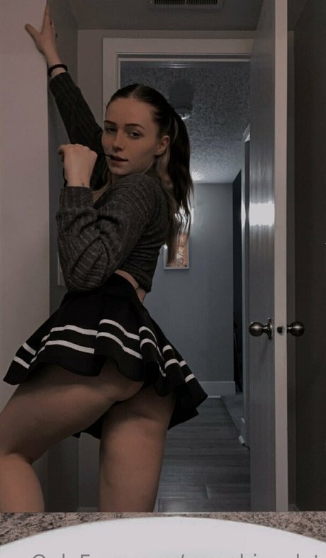 mxrphineslxt pornographic model pic