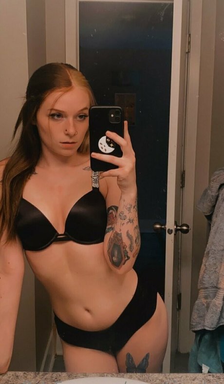 mxrphineslxt model sex photos