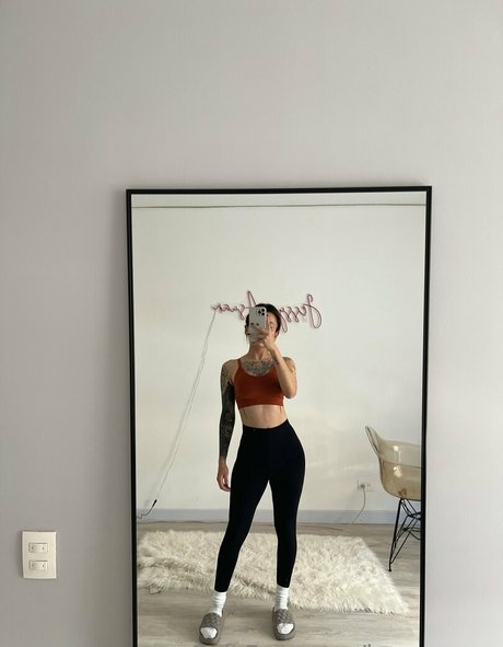 Jessyasuan pornstar nude gallery