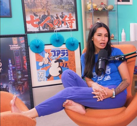 Khalyla Kuhn erotic star archive