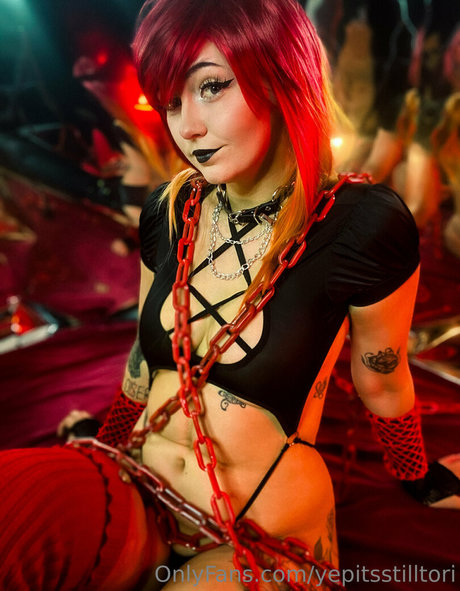 yepitsstilltori pornstar nudes images