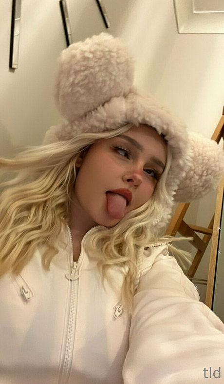 titslikedaisy star sex img