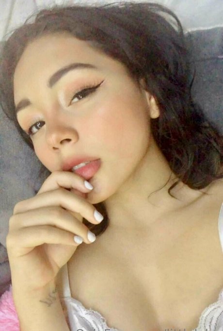 littlelolm star nude pics