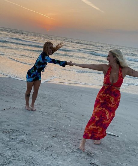 Taylor Hughs nudes star gallery