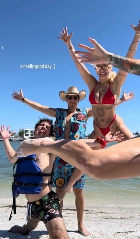 Taylor Hughs nudes star pictures