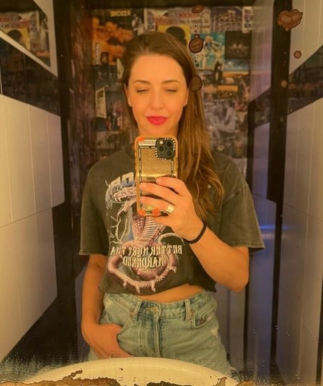 Erika Sanz star sexy galleries