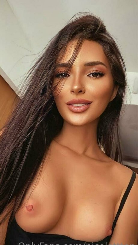 nicolettten star free gallery