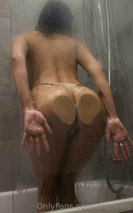 Anannke art model galleries