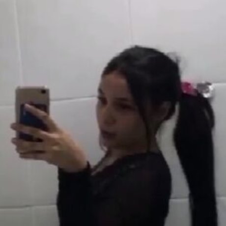 le loska pretty pornstar img