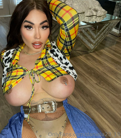 daniela23 19 star top galleries