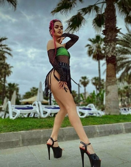 esmeraldai pornographic actress pic