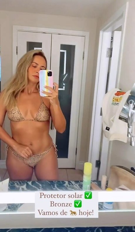 Juliana Silveira star hd photo