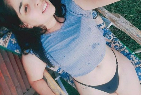 luly 000 art model img