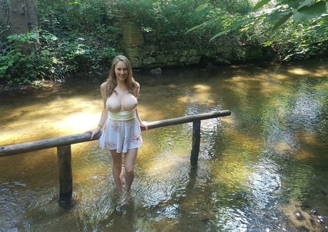 Jojo Kiss top star pictures