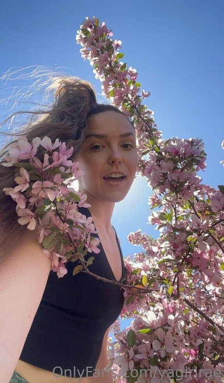 goalgoddess model sexy pic